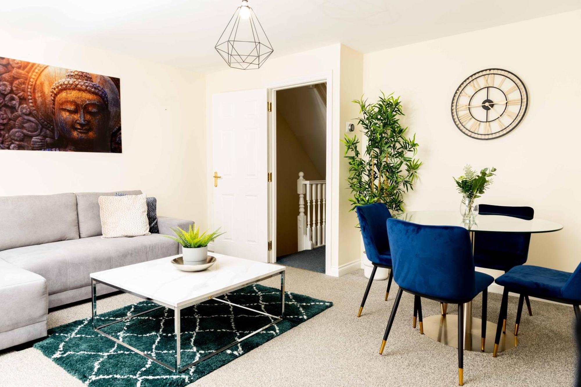 Livingston North Station Apartments ภายนอก รูปภาพ
